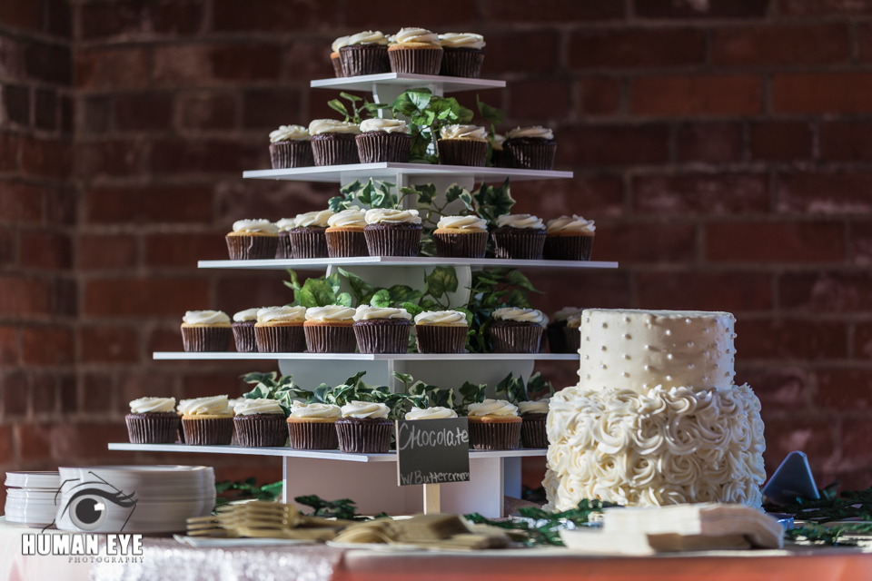 Belmont-NC-Wedding-10-Catawba-cake table